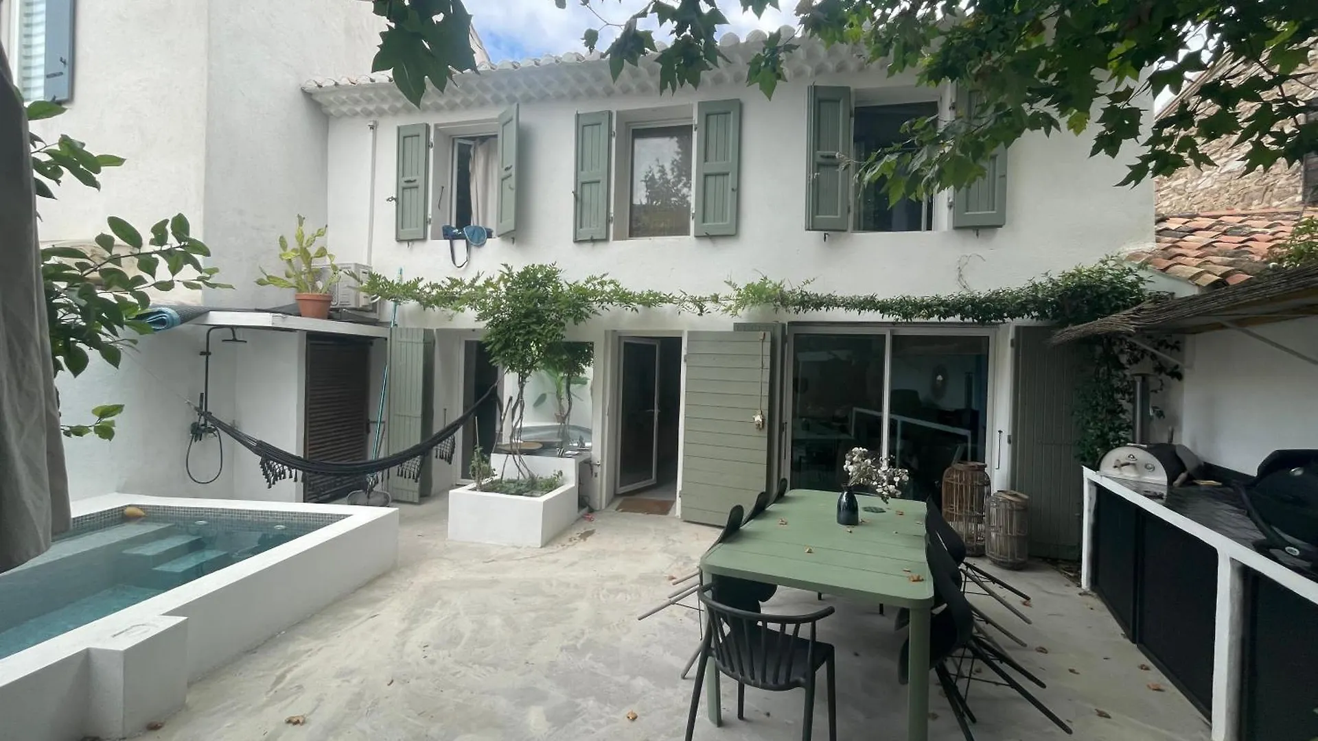 Charmante Maison Avec Piscine Marsilya Fransa